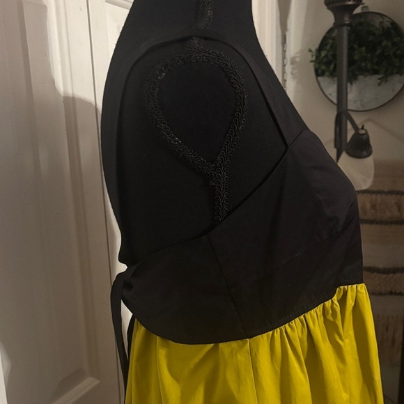 Kate Spade Scallop Blocked Midi Dress with Bow - Picture 3 of 8